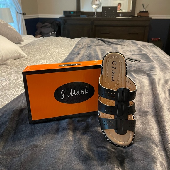 Leather sandals - Picture 1 of 3